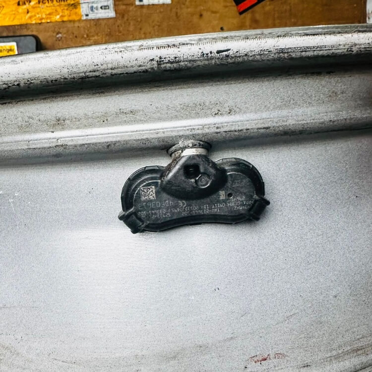 tyre pressure monitoring system replacement birmingham 1 tpms-visilocali